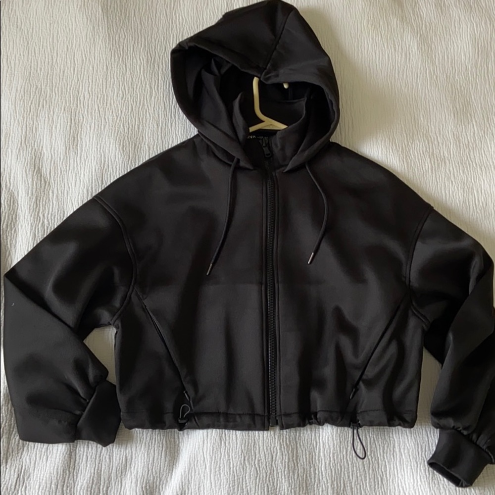 Zara cropped jacket athleisure sporty hoodie